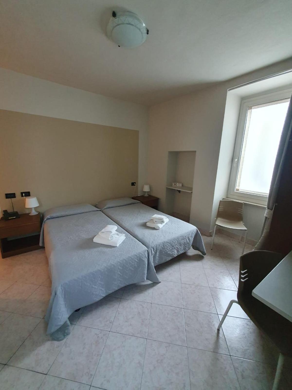 Hotel Cumili Capo di Ponte المظهر الخارجي الصورة